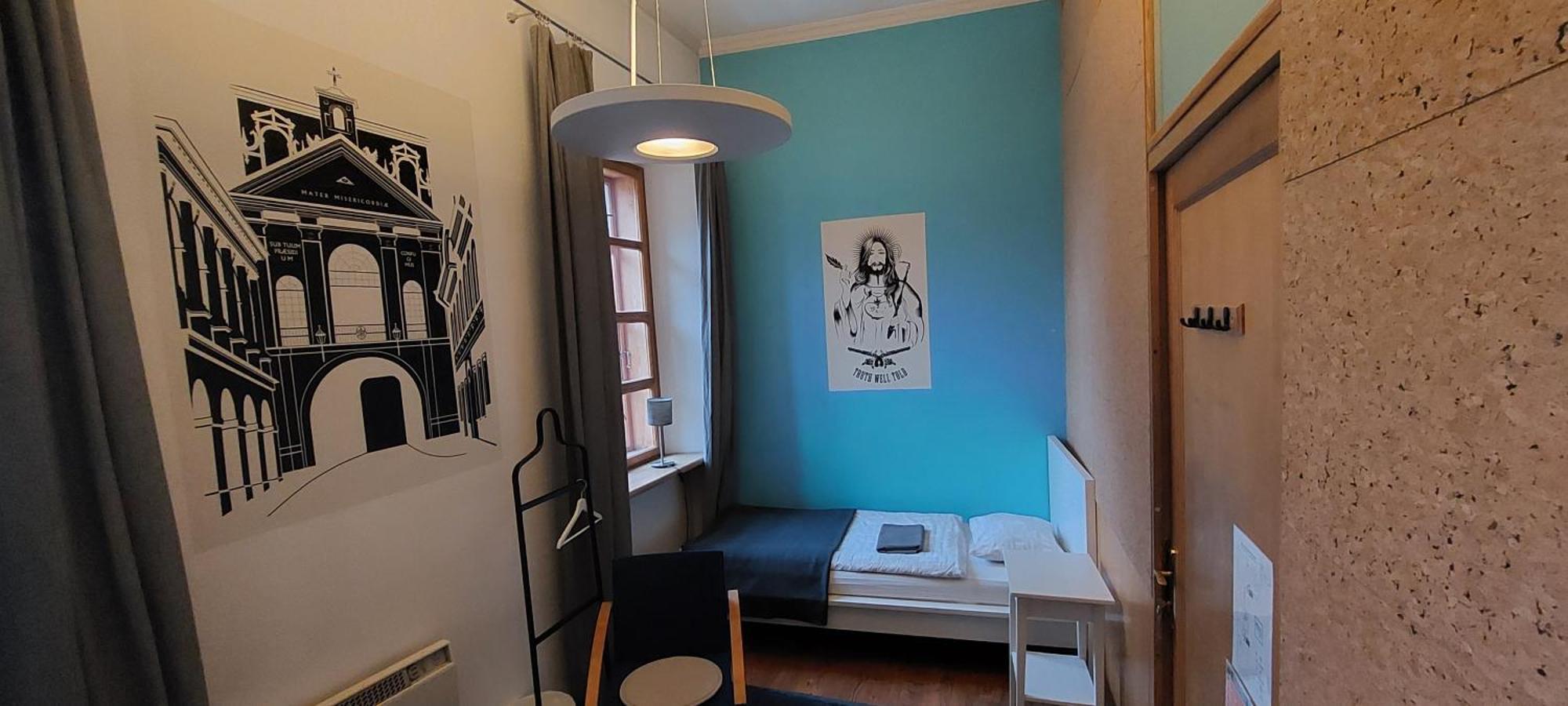 Ostello 25 *